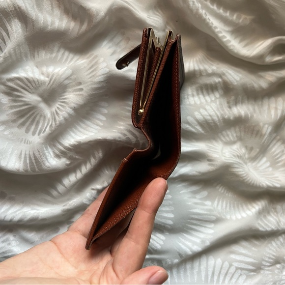 Louis Vuitton Wallet - Picture 11 of 16